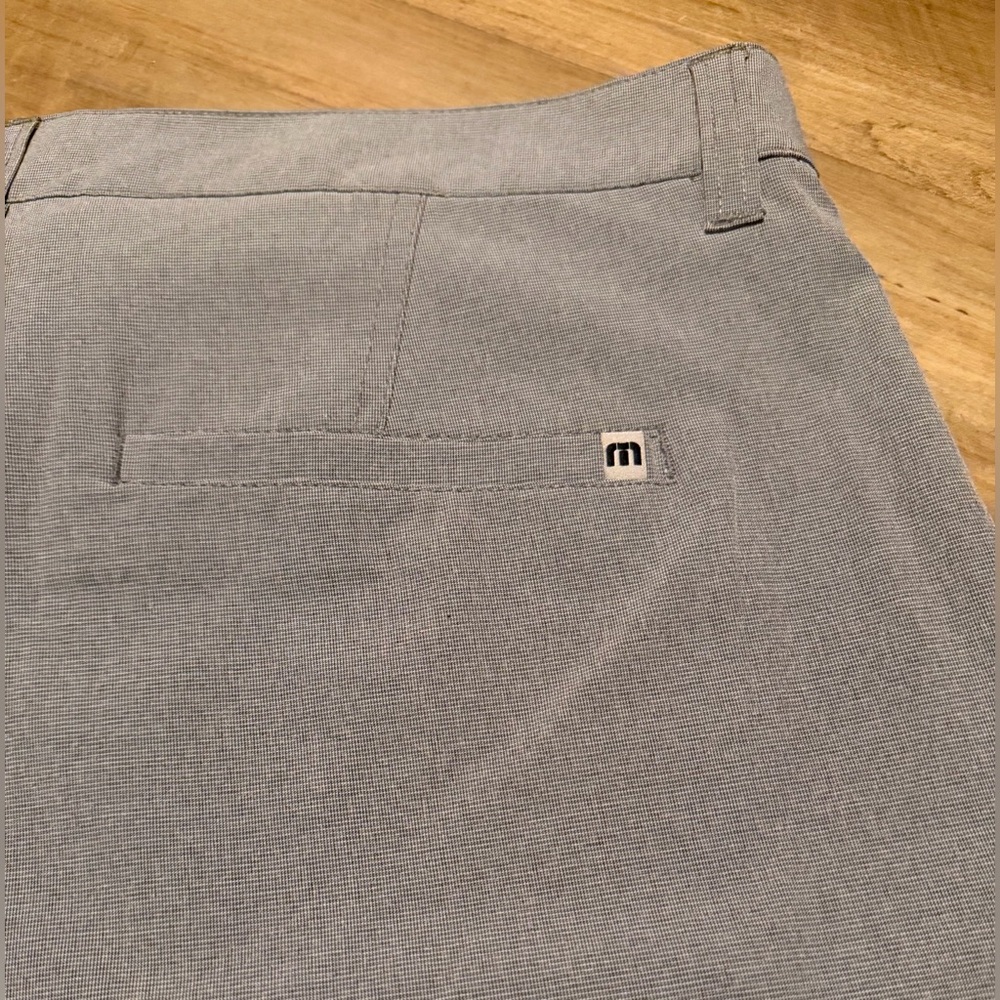 Travis Mathew Golf Shorts - Picture 4 of 6